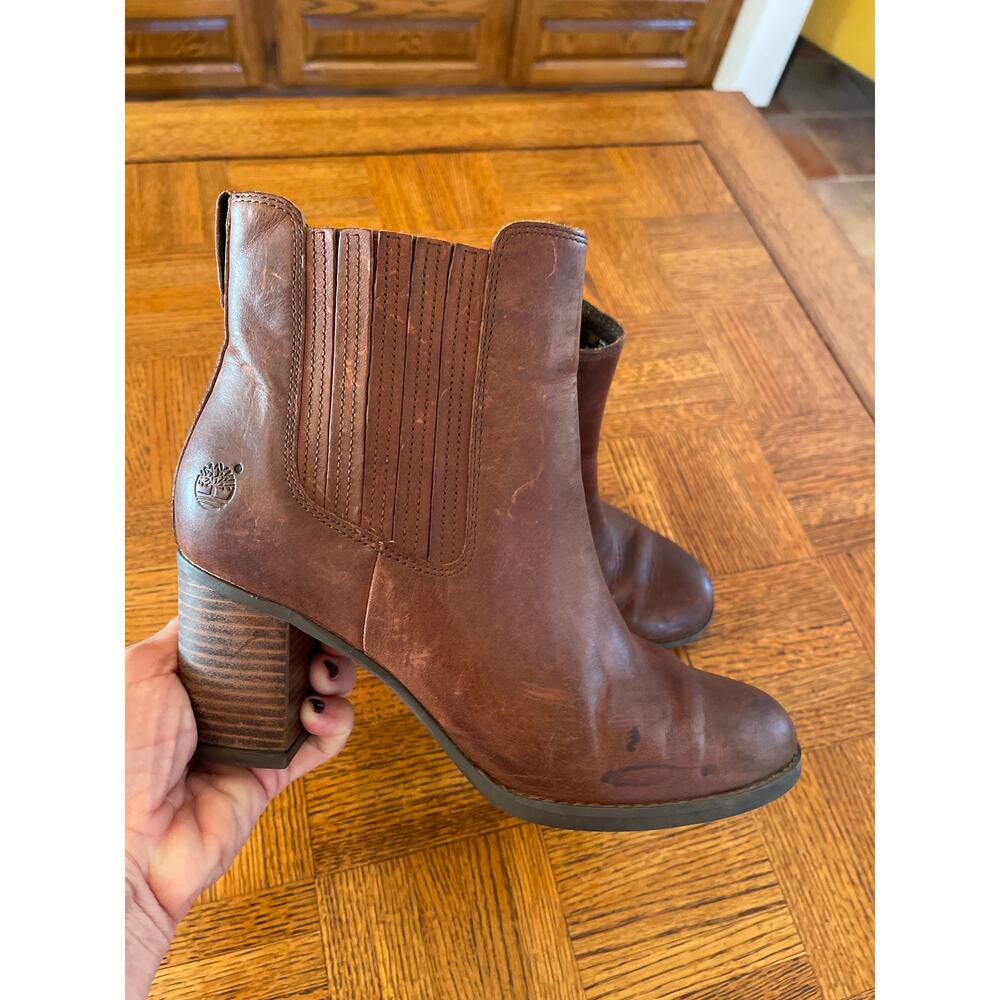 Timberland Atlantic Heights Covered Gore Chelsea Boots in brown leather. 9
